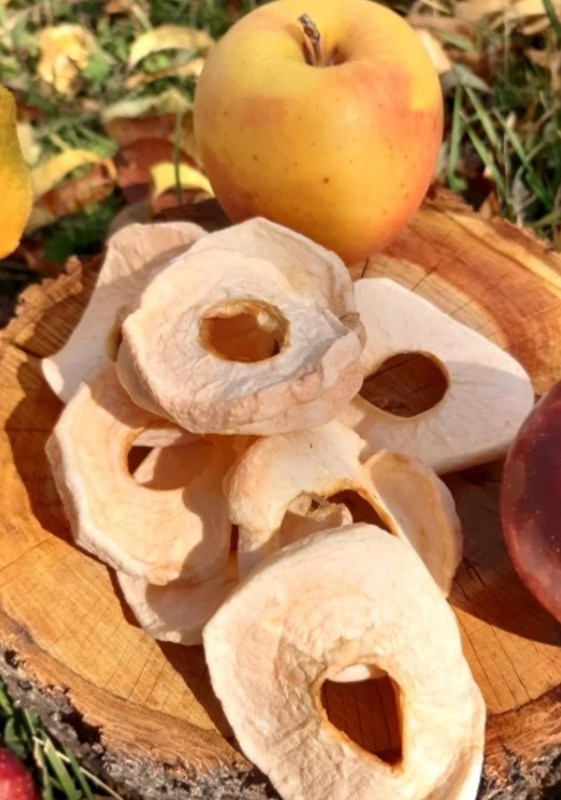 برگه سیب محلی بستهبندی درجه یک و خوش طعم شیرین و نرم